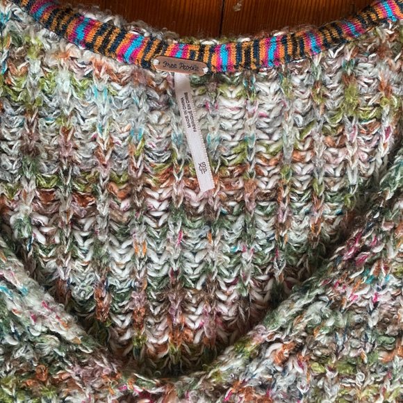 NWT Free People Highland Cable Knit Oversized V-Neck Mendocino Combo Sweater XS - Picture 8 of 13
